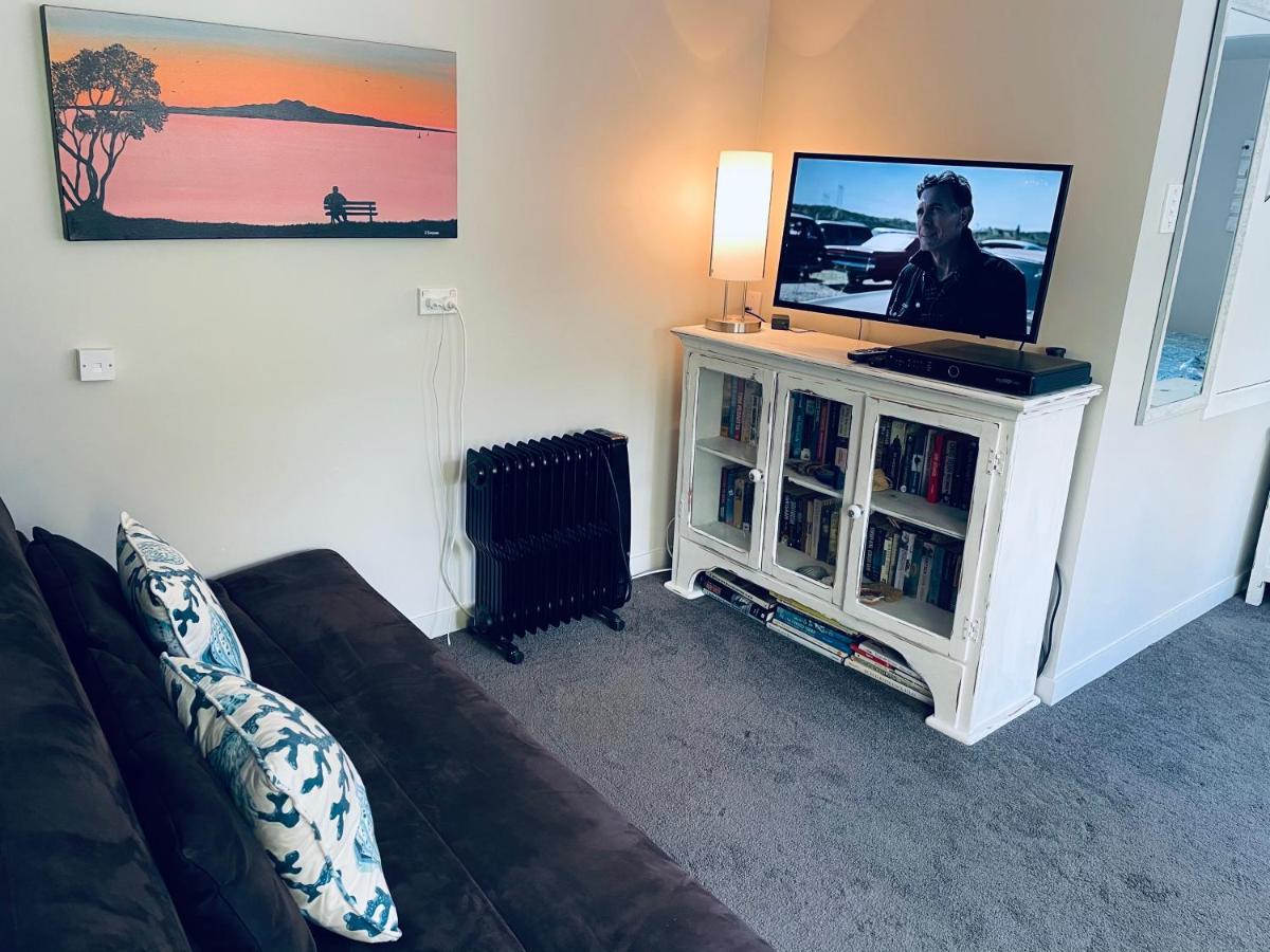 Apartment Whitby - Mairangi Bay